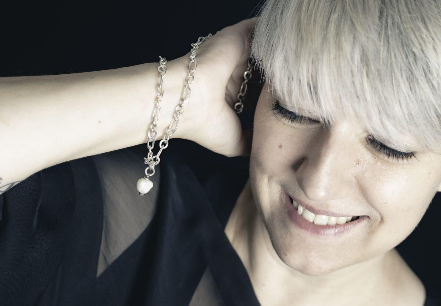 collar acero eslabones con perla