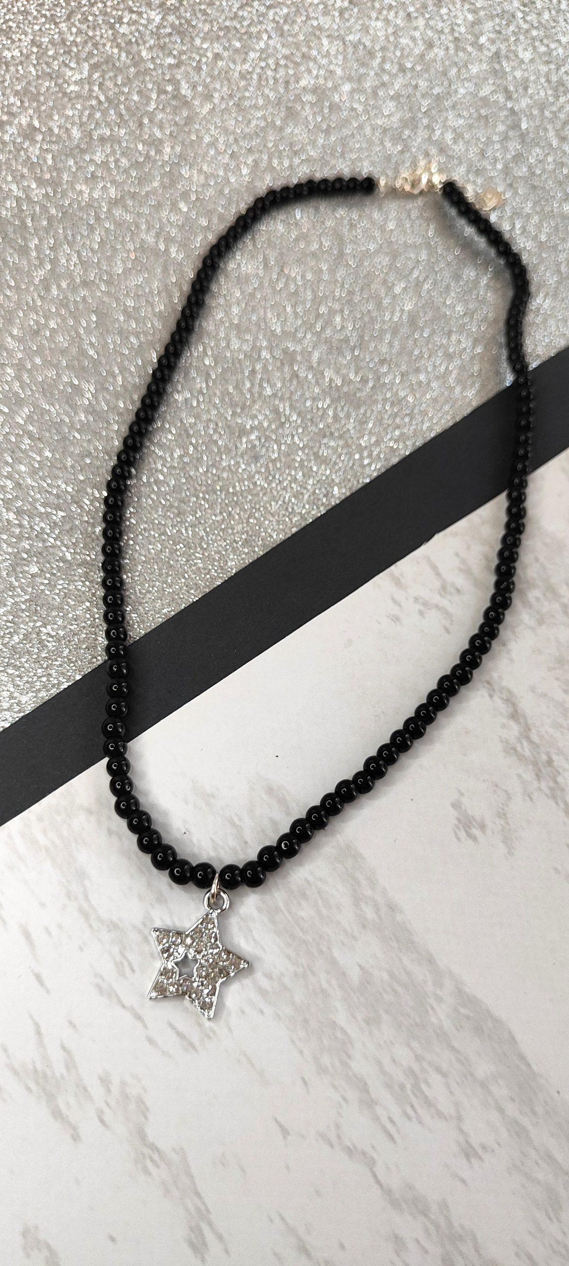 gargantilla ónix bolas pequeñas con estrella en acero plateado y circonitas brillantes