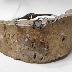 pulsera acero plateado con corazones