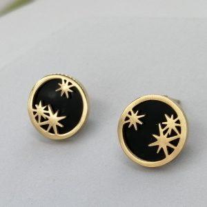 pendientes redondos pequeños en acero dorado